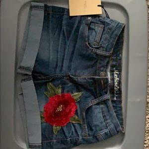 Jean shorts Rose Embroidery